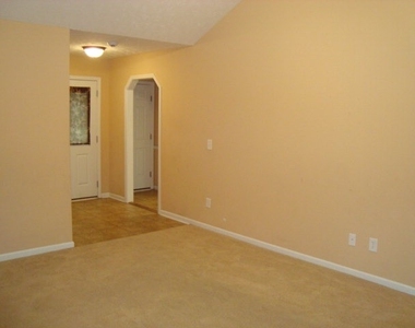 6528 Forrest Road - Photo Thumbnail 13