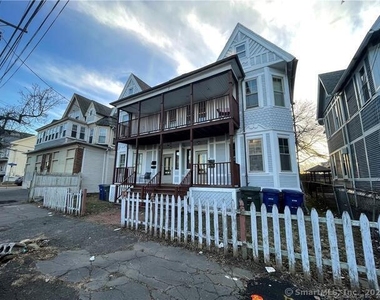 383 Myrtle Avenue - Photo Thumbnail 9