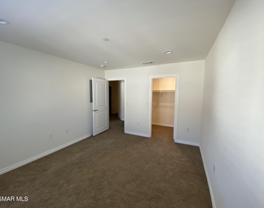 1222 Vista Heights Court - Photo Thumbnail 18