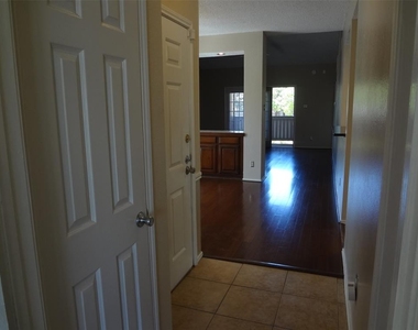 12660 Hillcrest Road - Photo Thumbnail 19