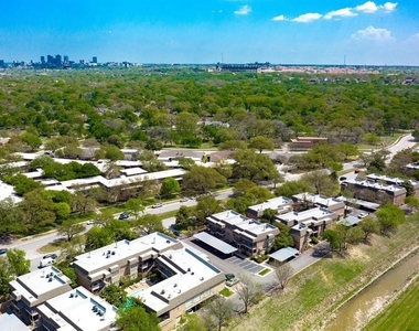 4405 S Bellaire Street - Photo Thumbnail 15