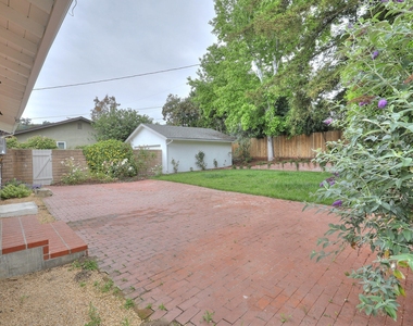 3710 Torino Drive - Photo Thumbnail 26