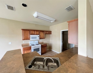 4812 Indio Lane - Photo Thumbnail 10