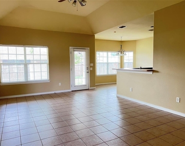 4812 Indio Lane - Photo Thumbnail 2