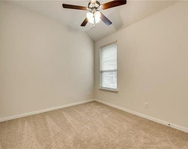 1012 Mist Flower Drive - Photo Thumbnail 19