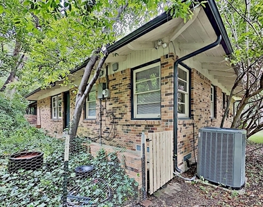 1427 Cedar Hill Avenue - Photo Thumbnail 17