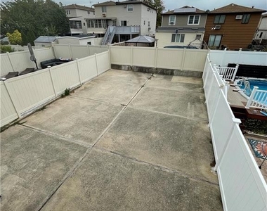 71 Renee Place - Photo Thumbnail 21