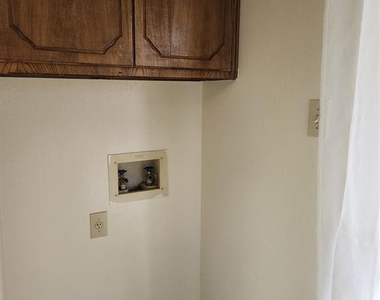 5029 Winder Court - Photo Thumbnail 11