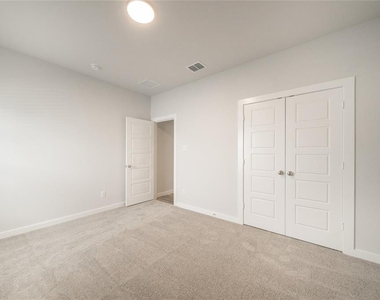 460 Leopold Trail - Photo Thumbnail 9