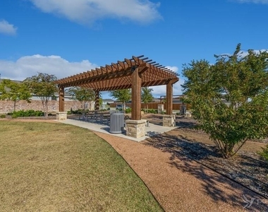 8809 Red Fox Trail - Photo Thumbnail 26