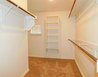 3129 Solana Circle - Photo Thumbnail 24