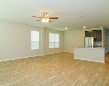 3129 Solana Circle - Photo Thumbnail 6