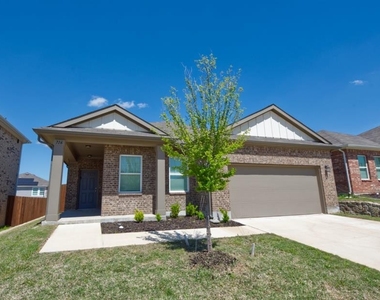 716 Cedar Elm Drive - Photo Thumbnail 0