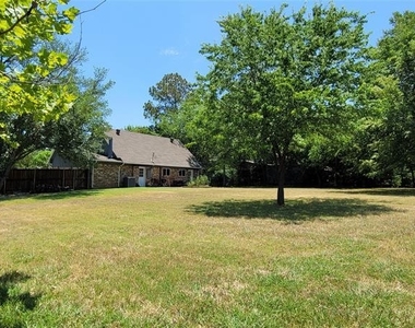 2723 Northcrest Road - Photo Thumbnail 18