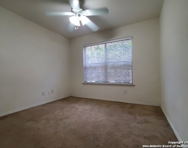 5430 Tomas Circle - Photo Thumbnail 2