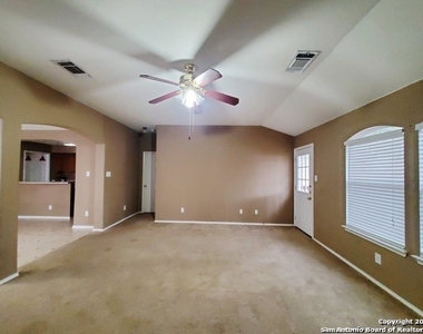 5430 Tomas Circle - Photo Thumbnail 6