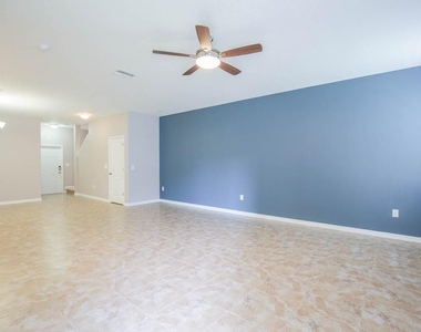 938 Seminole Sky Drive - Photo Thumbnail 6