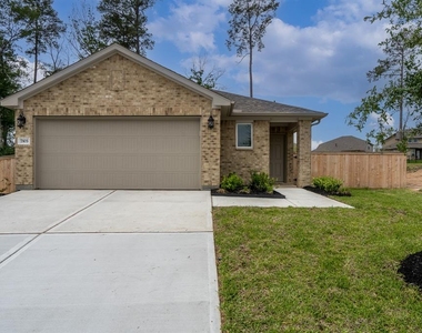 7103 Blue Oak Drive - Photo Thumbnail 0