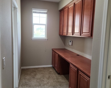 14212 Cherry Creek Circle - Photo Thumbnail 13