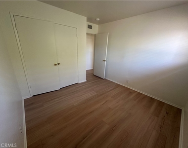 1371 S Loara Street - Photo Thumbnail 10