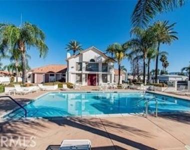 805 Saint Barthelemy Drive - Photo Thumbnail 31