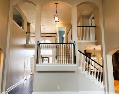 3215 Canna Lily Court - Photo Thumbnail 3