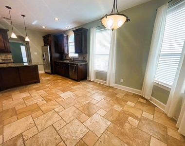 3215 Canna Lily Court - Photo Thumbnail 21