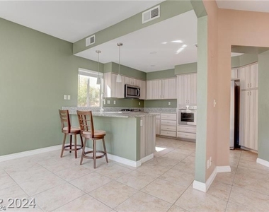 2528 Golden Sands Drive - Photo Thumbnail 13