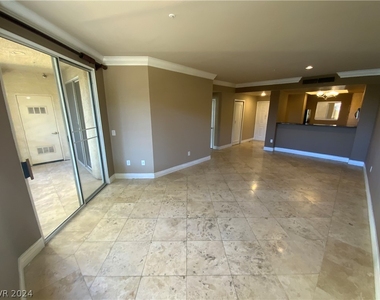 270 E Flamingo Road - Photo Thumbnail 10