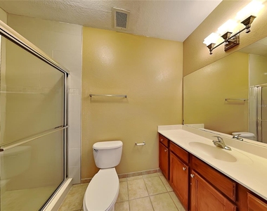 3176 Feltrim Place - Photo Thumbnail 10