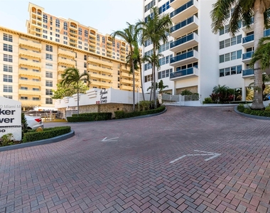 3140 S Ocean Dr - Photo Thumbnail 1