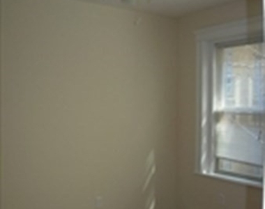 1677 Commonwealth Ave - Photo Thumbnail 5