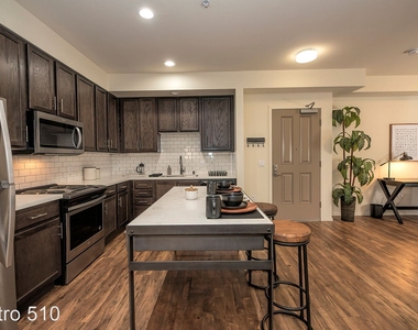 512 El Cerrito Plaza - Photo Thumbnail 2