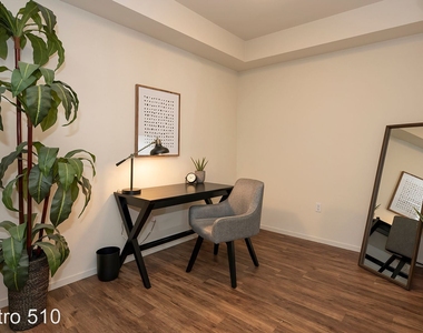 512 El Cerrito Plaza - Photo Thumbnail 4