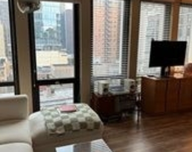 1 E Scott St. 806 - Photo Thumbnail 1