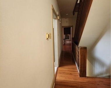 4356 Manayunk Ave - Photo Thumbnail 12