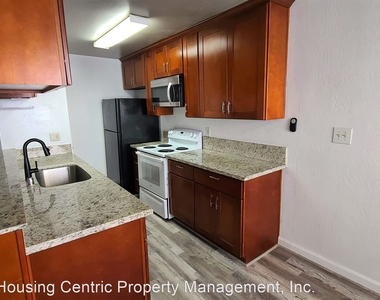 9013 Montoya St, Unit 3 - Photo Thumbnail 40