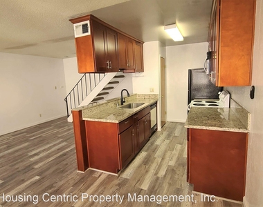 9013 Montoya St, Unit 3 - Photo Thumbnail 5