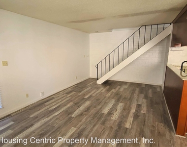 9013 Montoya St, Unit 3 - Photo Thumbnail 13