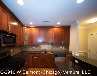 2902-2910 W Belmont Ave - Photo Thumbnail 13