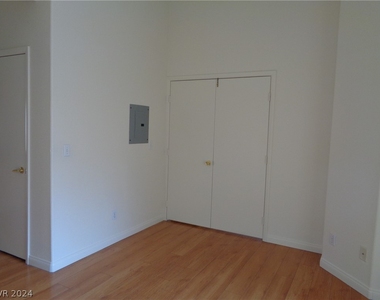 5125 Reno Avenue - Photo Thumbnail 10