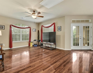 15301 Interlachen Dr - Photo Thumbnail 14