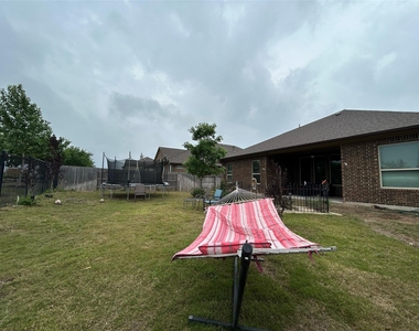 451 Betony Loop - Photo Thumbnail 18