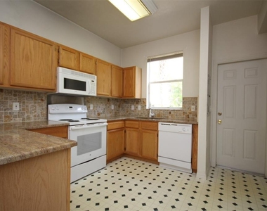 4415 Sw 34th Street - Photo Thumbnail 4