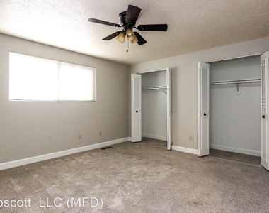 1684 8th Ave - Apt. 18 - Photo Thumbnail 5