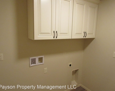 209 N Durango Court - Photo Thumbnail 7