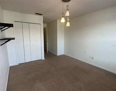 12640 Somerset Oaks Street - Photo Thumbnail 18