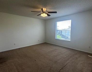 12640 Somerset Oaks Street - Photo Thumbnail 10