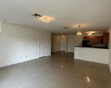 12640 Somerset Oaks Street - Photo Thumbnail 6