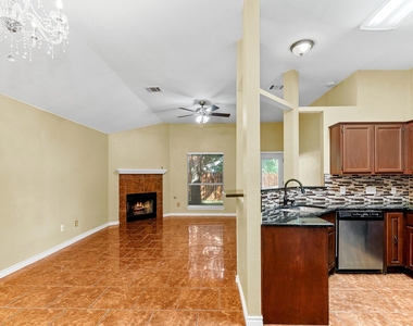 1229 Laurelleaf Dr - Photo Thumbnail 4